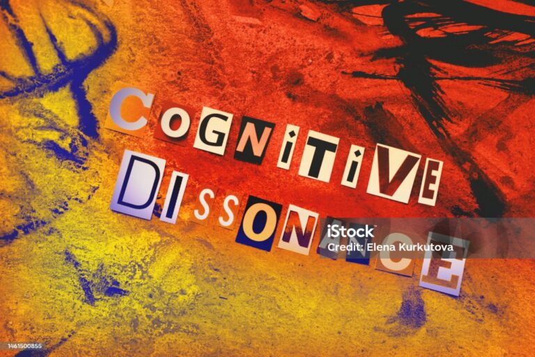 Teori Disonansi Kognitif (Cognitive Dissonance Theory)